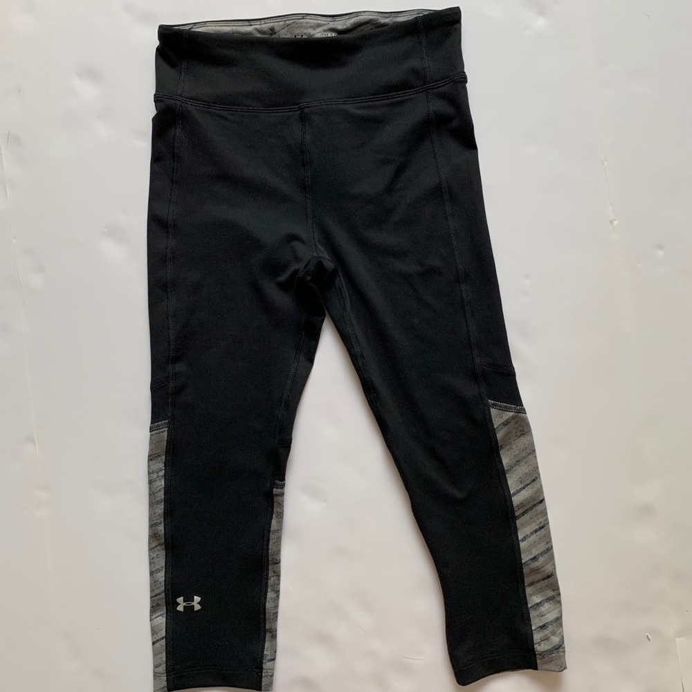 Under Armour crop leggings